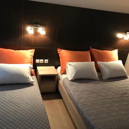 George Hotel Rooms&Suites Хімара Екстер'єр фото
