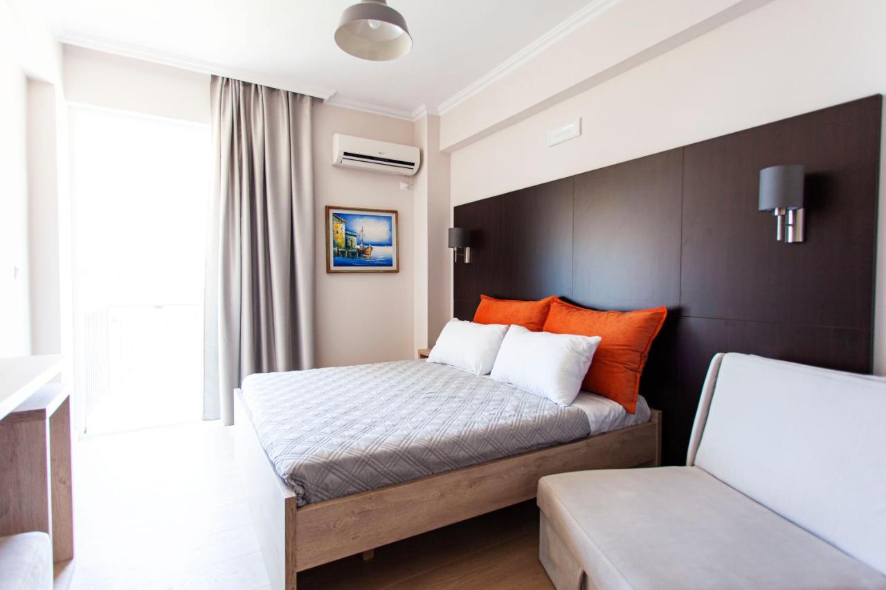 George Hotel Rooms&Suites Хімара Екстер'єр фото